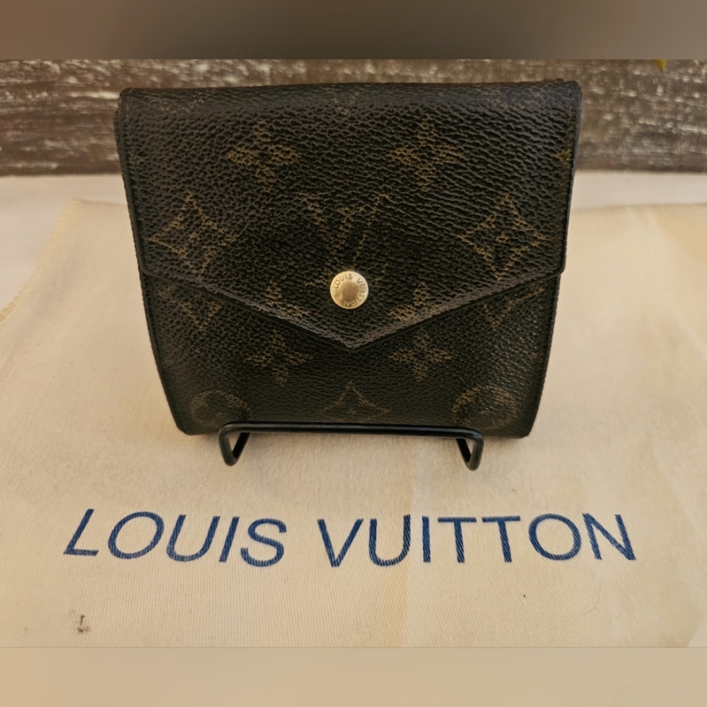 Louis Vuitton Monogram Bifold Mini Wallet